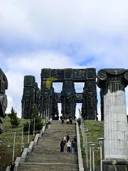 Тур Батуми - Гонио - Тбилиси - Мцхета - монастырь Джвари - Гергети - Фото 2