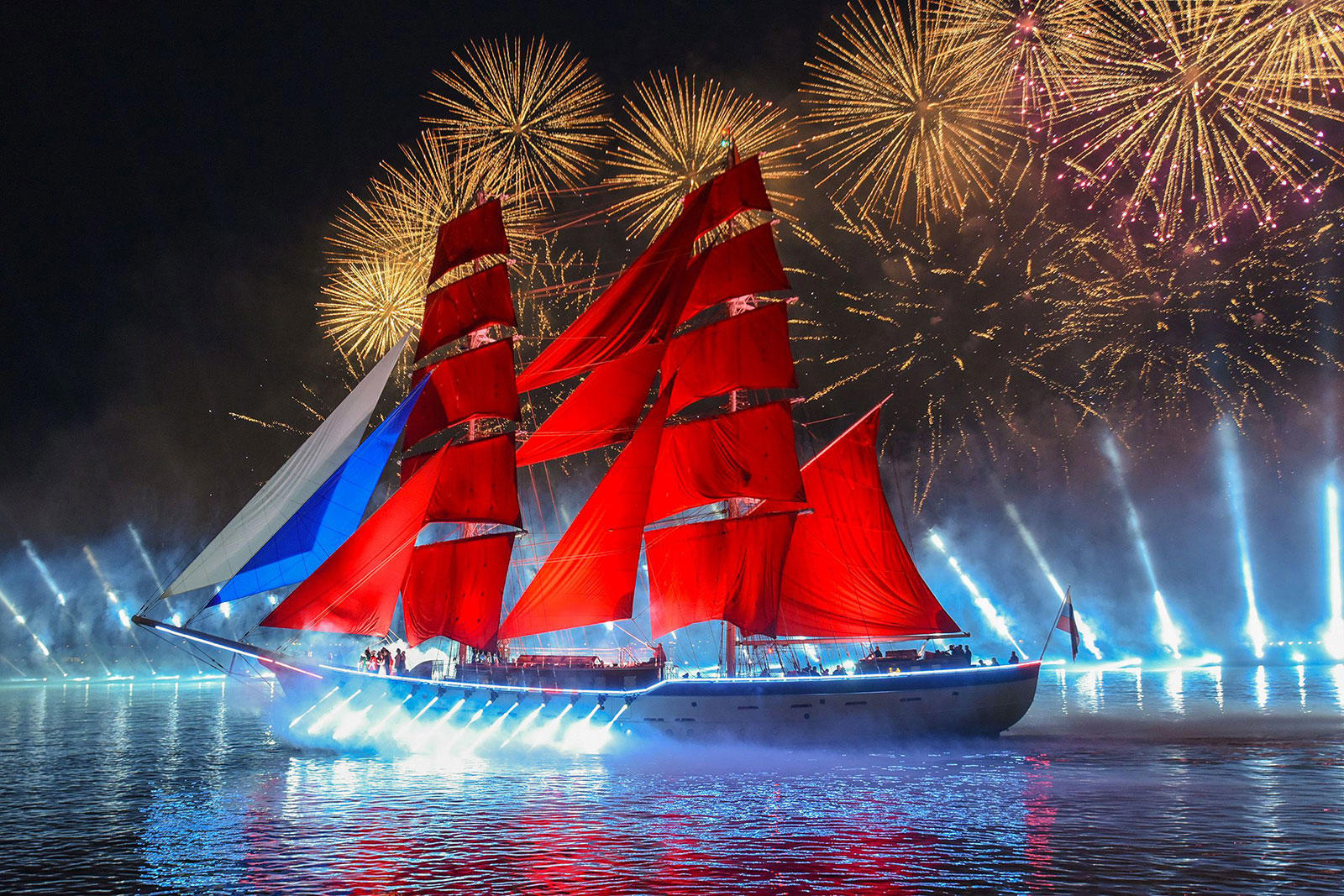 Тур Санкт-Петербург - Рускеала* - Сортавала* - Царское Село* - Кронштадт - Петергоф, выезд из Минскa