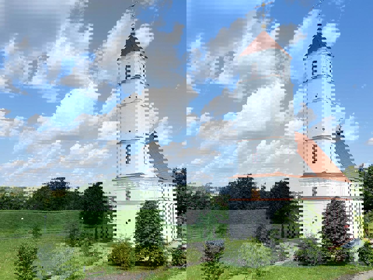 Автобусный тур Заславль - Вязынка - Ракутевщина - Молодечно, выезд из Минскa