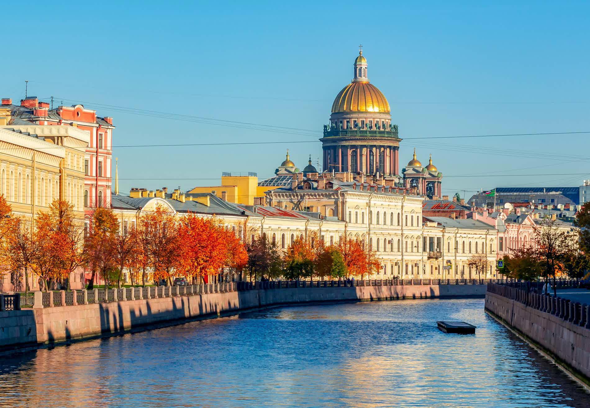 Автобусный тур Санкт-Петербург - Петергоф, выезд из Молодечно, Минскa, Лепеля, Полоцкa