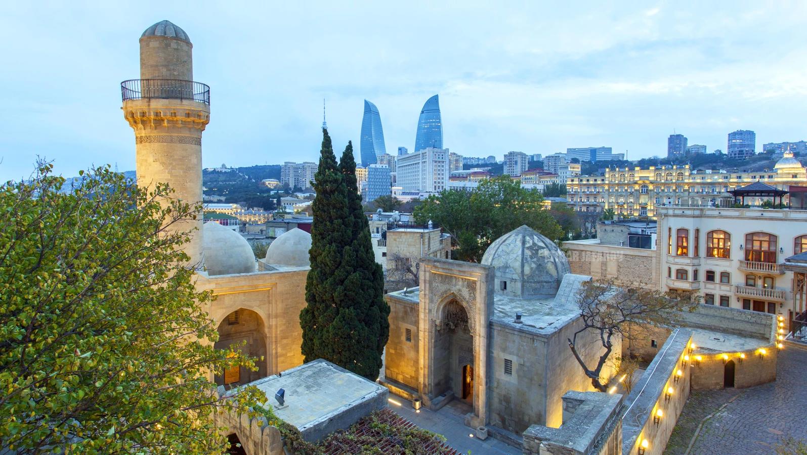 Тур Баку - Гобустан - Шемахы - Исмаиллы - Габала, выезд из Минскa