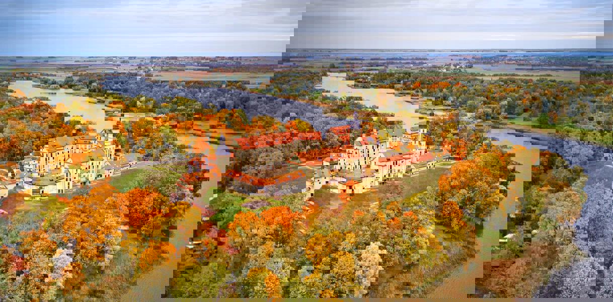 Автобусный тур Мир - Несвиж, выезд из Минскa