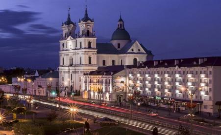 Тур Гродно - Фото 2 отель по соседству с Фарным костелом