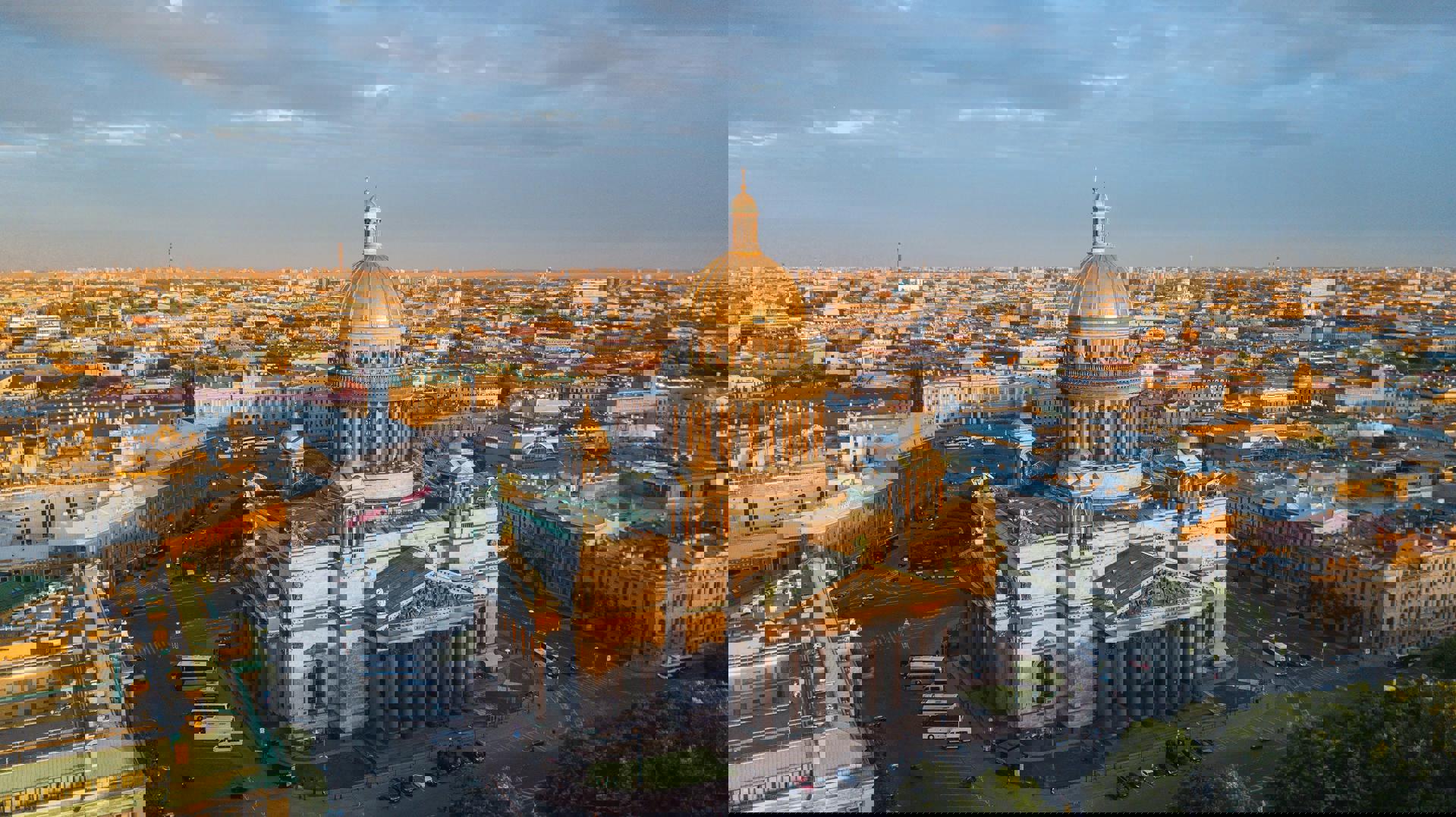 Автобусный тур Санкт-Петербург - Петергоф* - Кронштадт, выезд из Брестa, Ивацевичей, Барановичей, Минскa, Витебскa