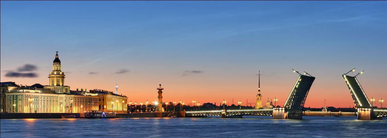 Автобусный тур Санкт-Петербург - Петергоф - Кронштадт, выезд из Минскa