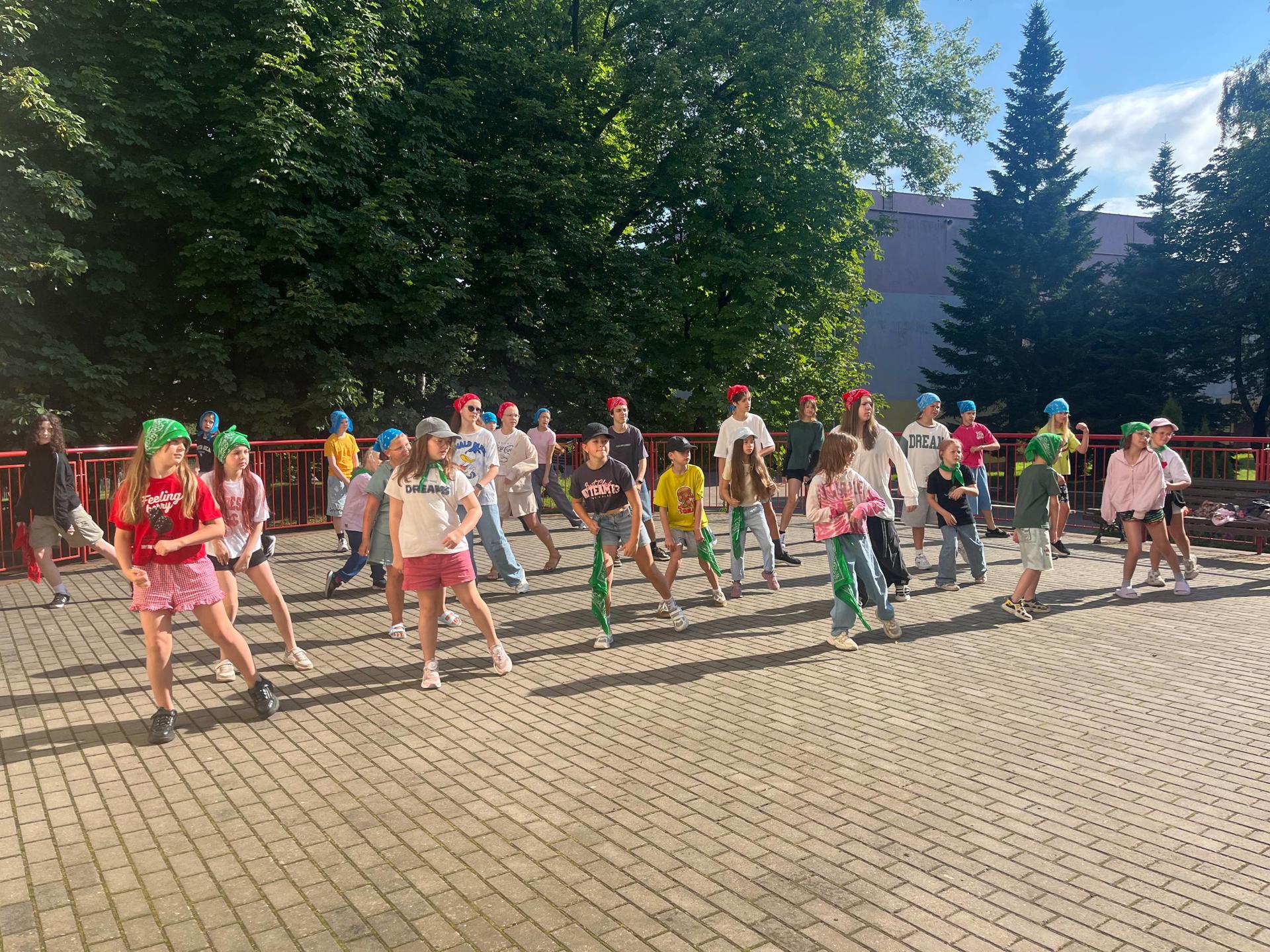 Автобусный тур Ждановичи, выезд из Минскa
