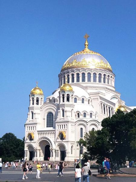 Тур Санкт-Петербург - Петрозаводск - Рускеала - Петергоф - Кронштадт - Фото 10 Морской собор в Кронштадте