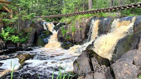 Тур Санкт-Петербург - Приозерск* - Сортавала* - Рускеала* - Царское Село* - Петергоф - Кронштадт* - Фото 6 водопады Ахвенхоски