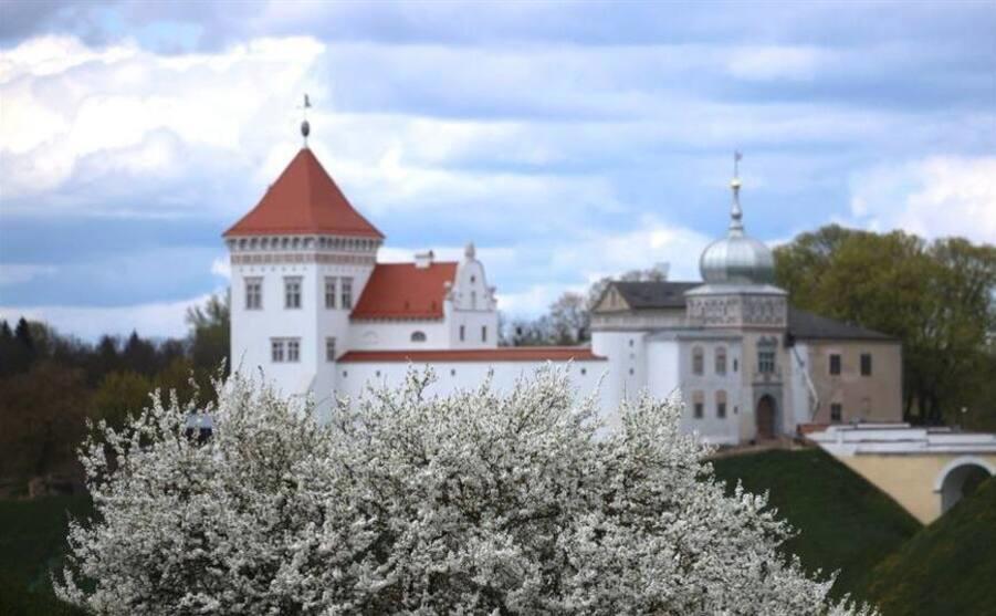 Автобусный тур Ивье - Лида - Мурованка - Гродно - Коробчицы, выезд из Минскa