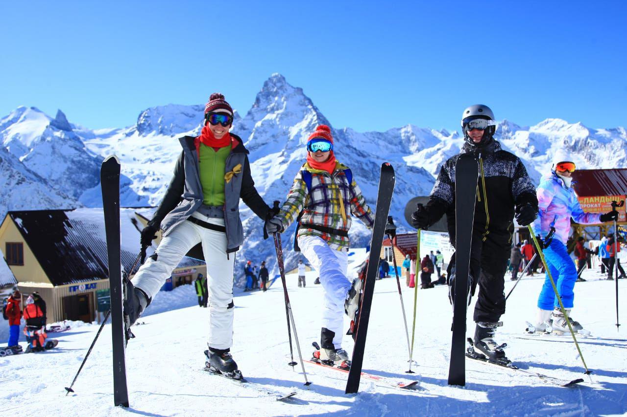 Автобусный тур Домбай, выезд из Минскa