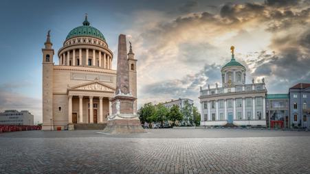 Тур Потсдам - Кёльн - Брюссель* - Руан - Онфлёр* - Этрета - Сен-Мало - Канкаль* - Мон-Сен-Мишель - Реймс - Мец - Франкфурт-на-Майне - Фото 1